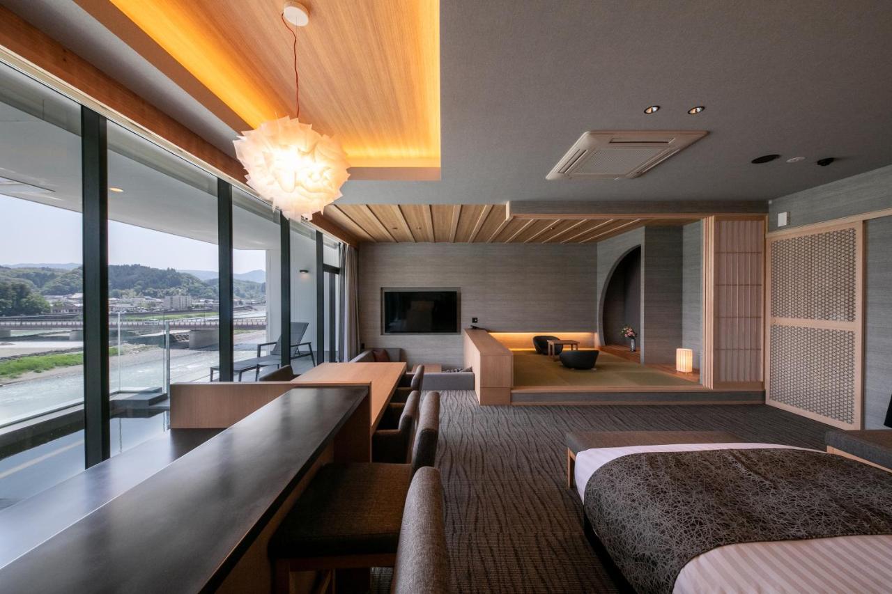 Hotel Hitoyoshi Onsen Nabeya Esterno foto